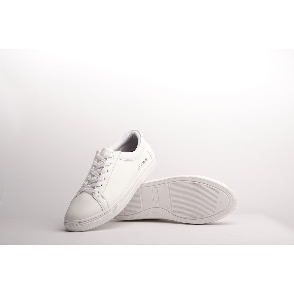 gio cardin sneaker minimalist movement