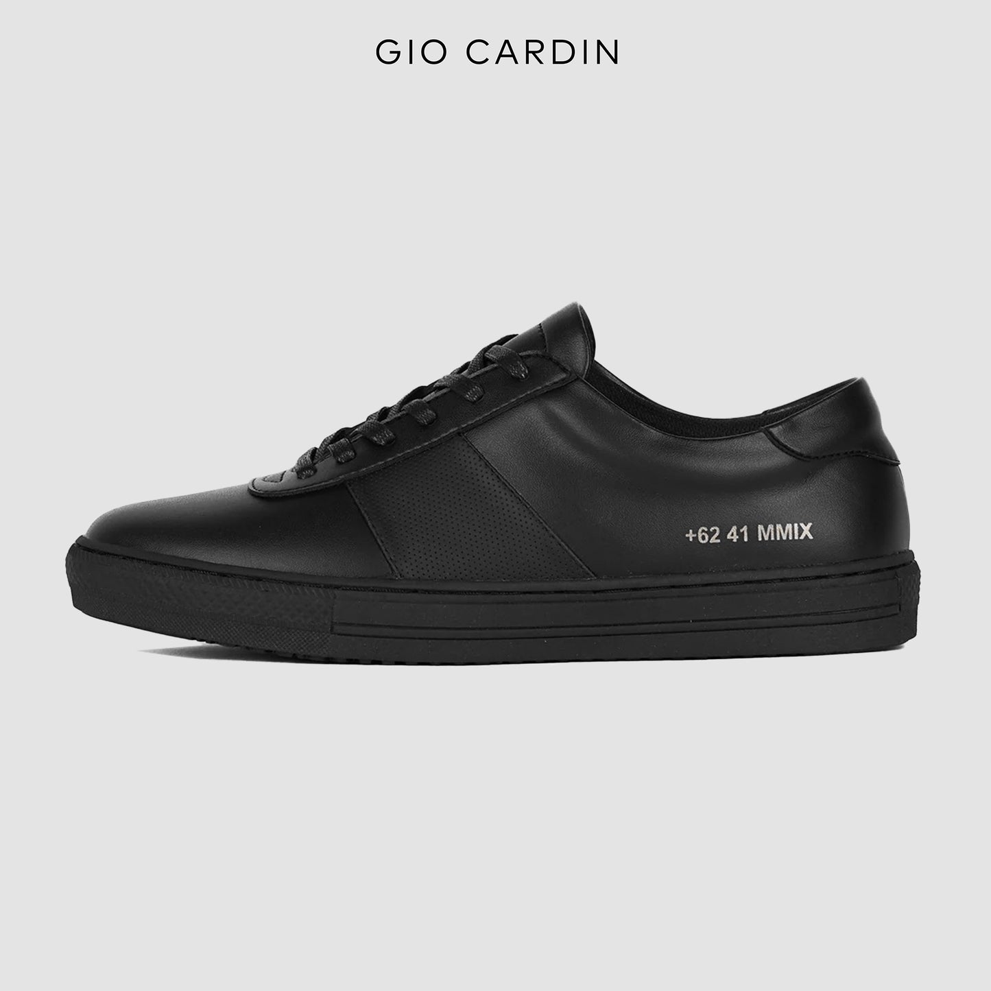 LAV-07 | TRIPLE BLACK | MEN - Gio Cardin