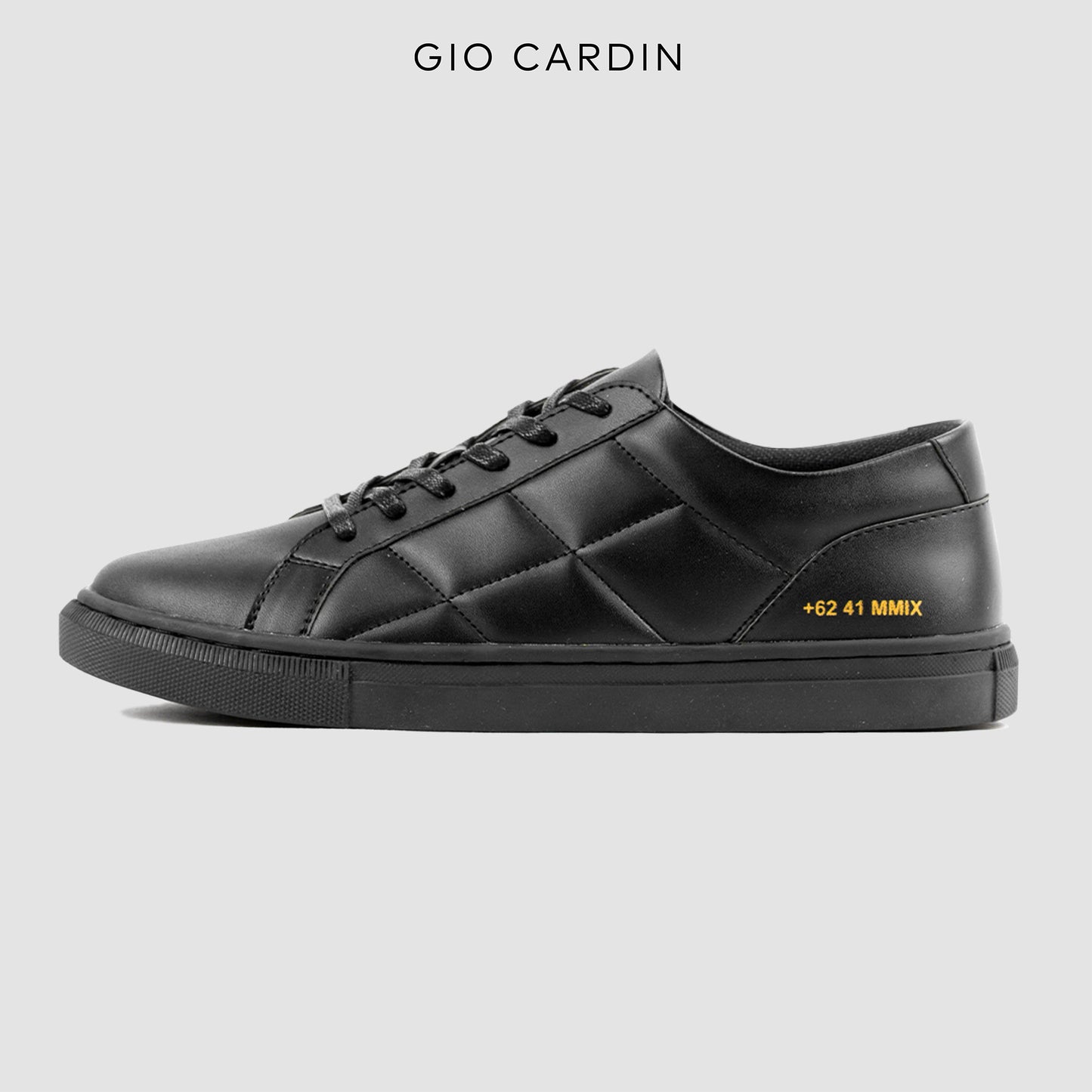 LAH-04 | TRIPLE BLACK | MEN