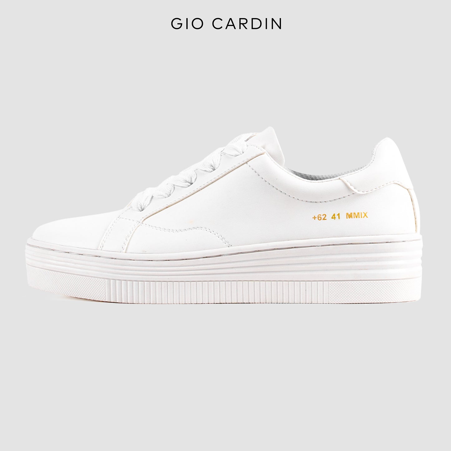 LAF-01 | TRIPLE WHITE | WOMEN