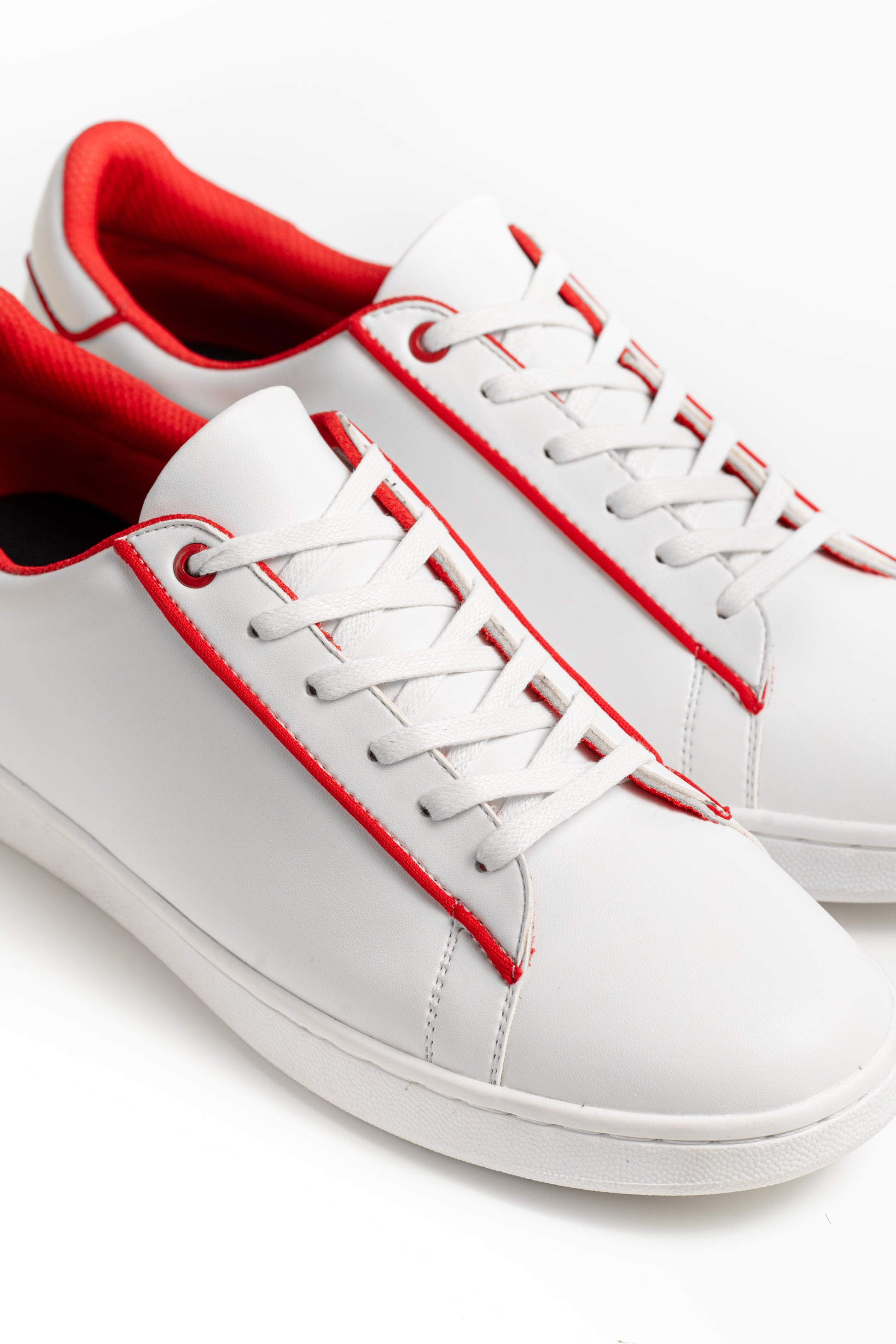 LAA-23 | WHITE / RED | MEN - Gio Cardin