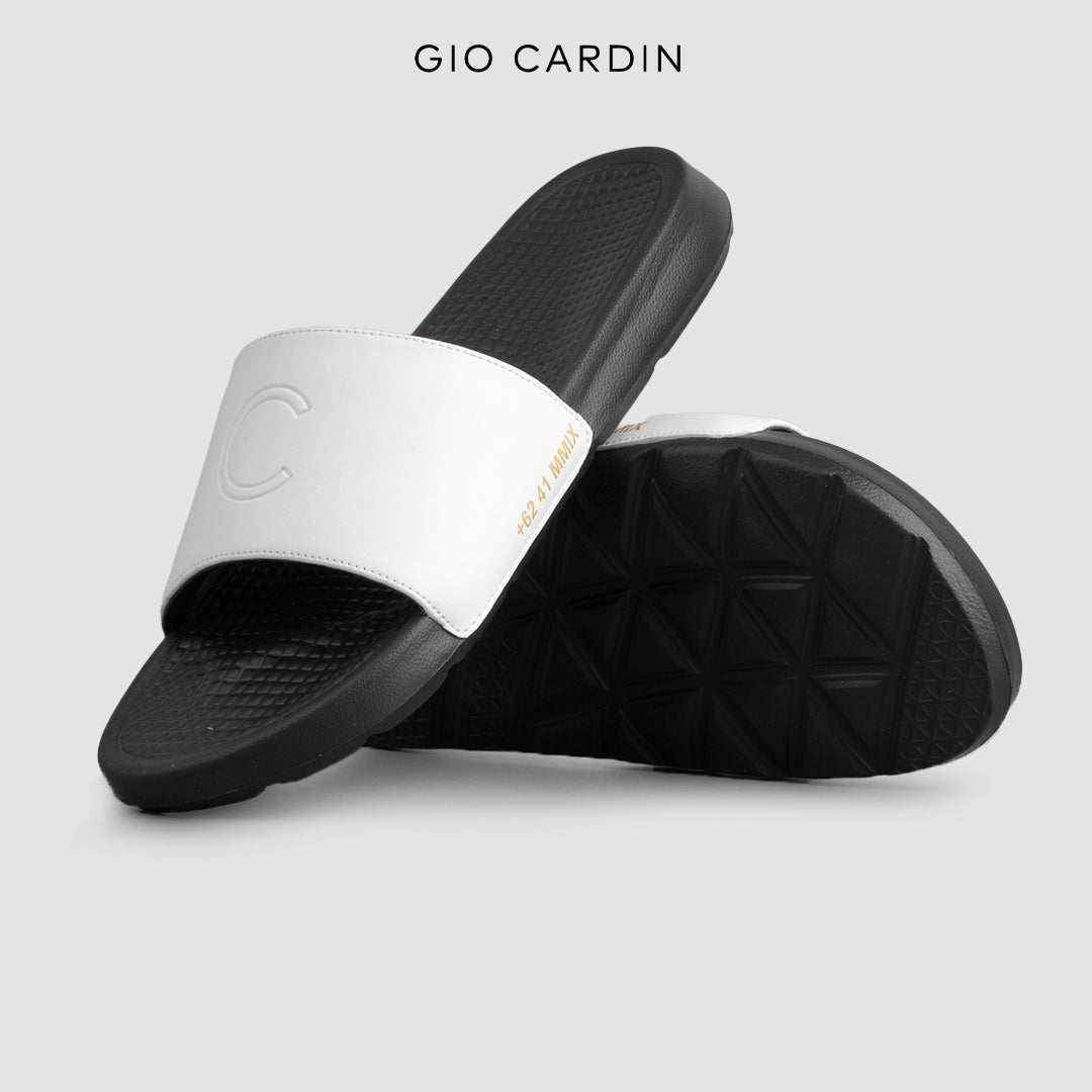 MADA SLIDES | TRIPLE WHITE | UNISEX