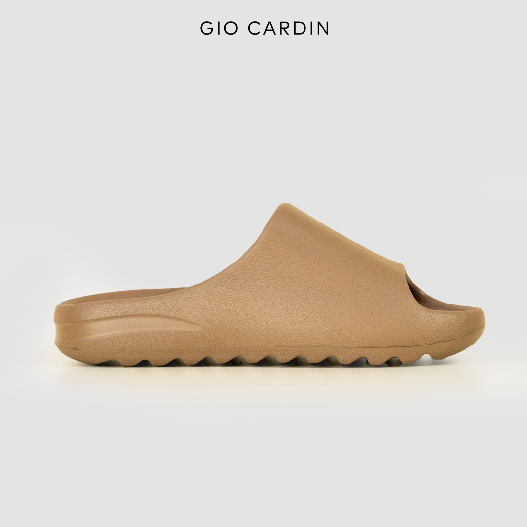 ZORO SANDALS | TRIPLE BROWN | UNISEX