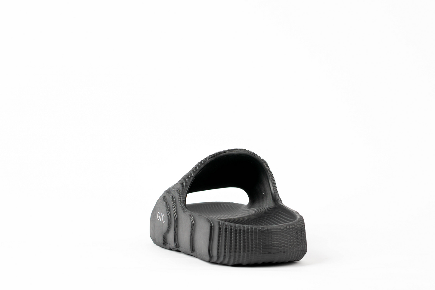 CAELLUM SLIDES | TRIPLE BLACK | UNISEX