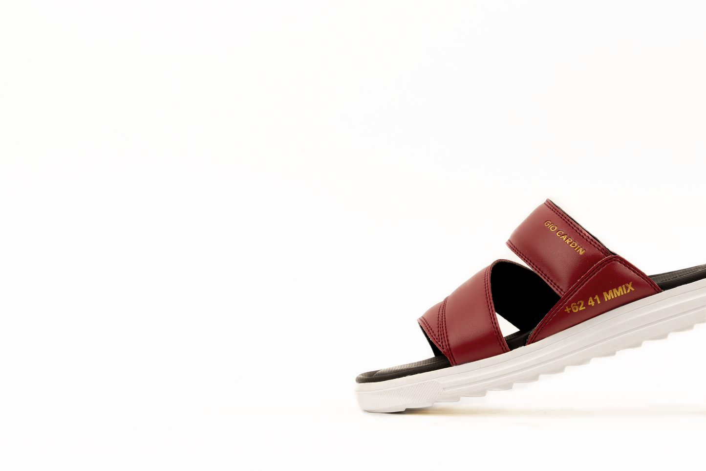 HUGO SANDALS | RED / WHITE | UNISEX - Gio Cardin