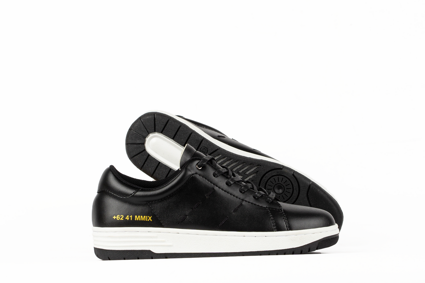 LAL-41 | BLACK / BLACK / BLACK | MEN