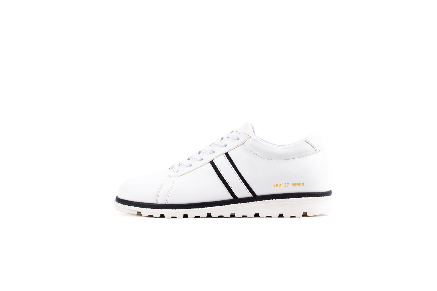 LAT-05 | WHITE / BLACK | WOMEN