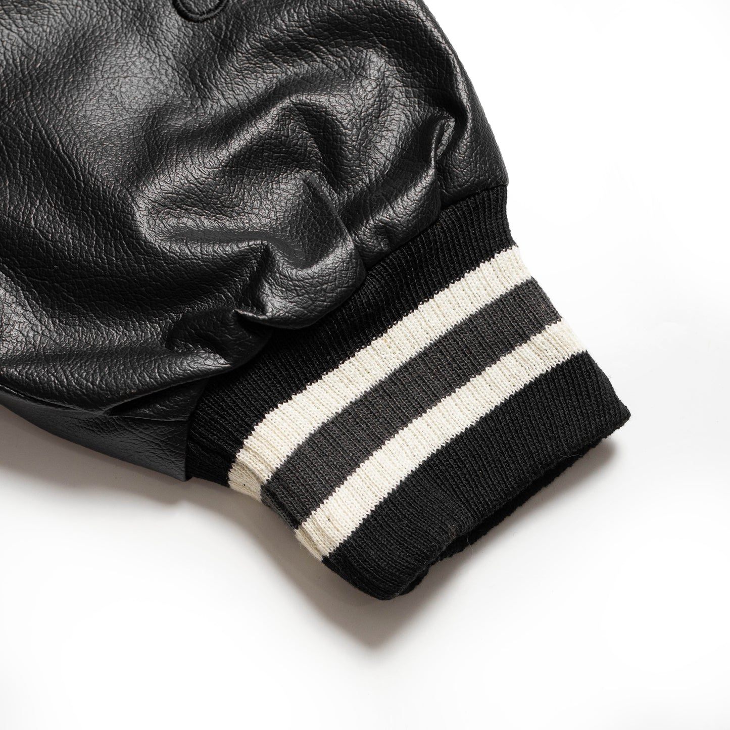 GVJ - 03 | TRIPLE BLACK | UNISEX