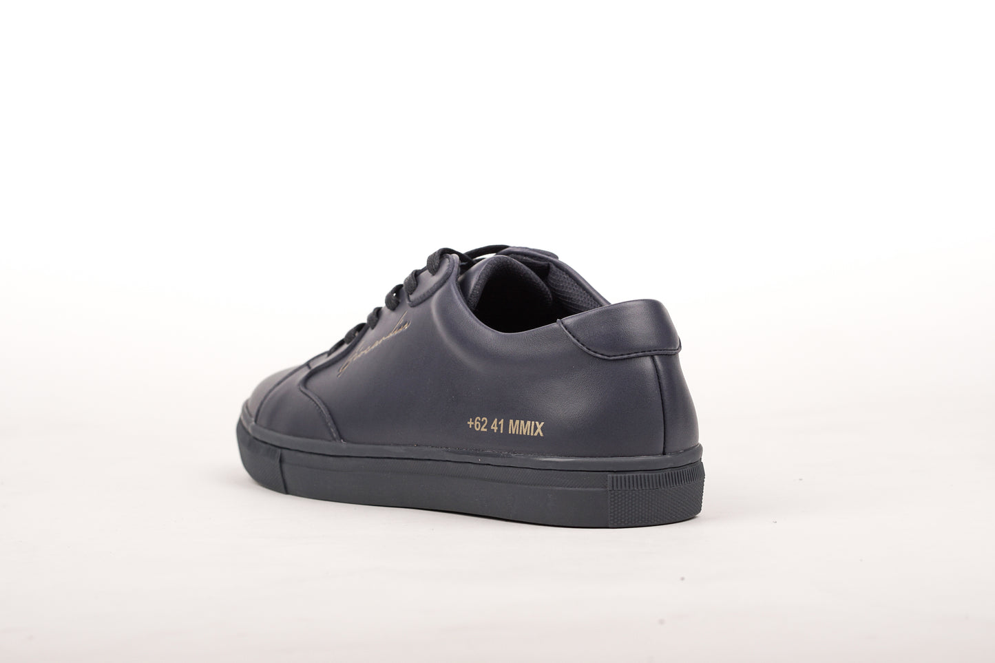 LAH-06 | TRIPLE NAVY | MEN - Gio Cardin