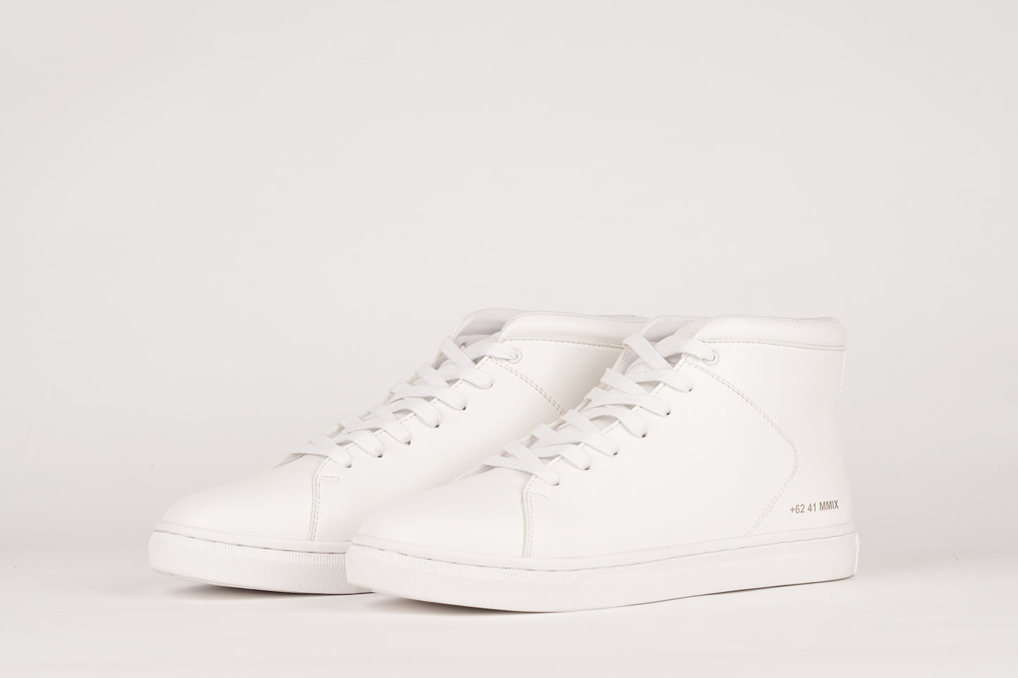MAH-01 | TRIPLE WHITE | MEN - Gio Cardin