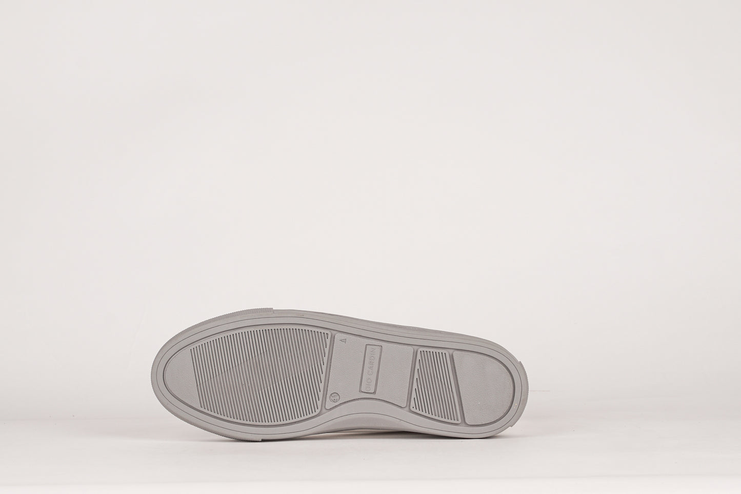 MAH-01 | WOG | MEN - Gio Cardin