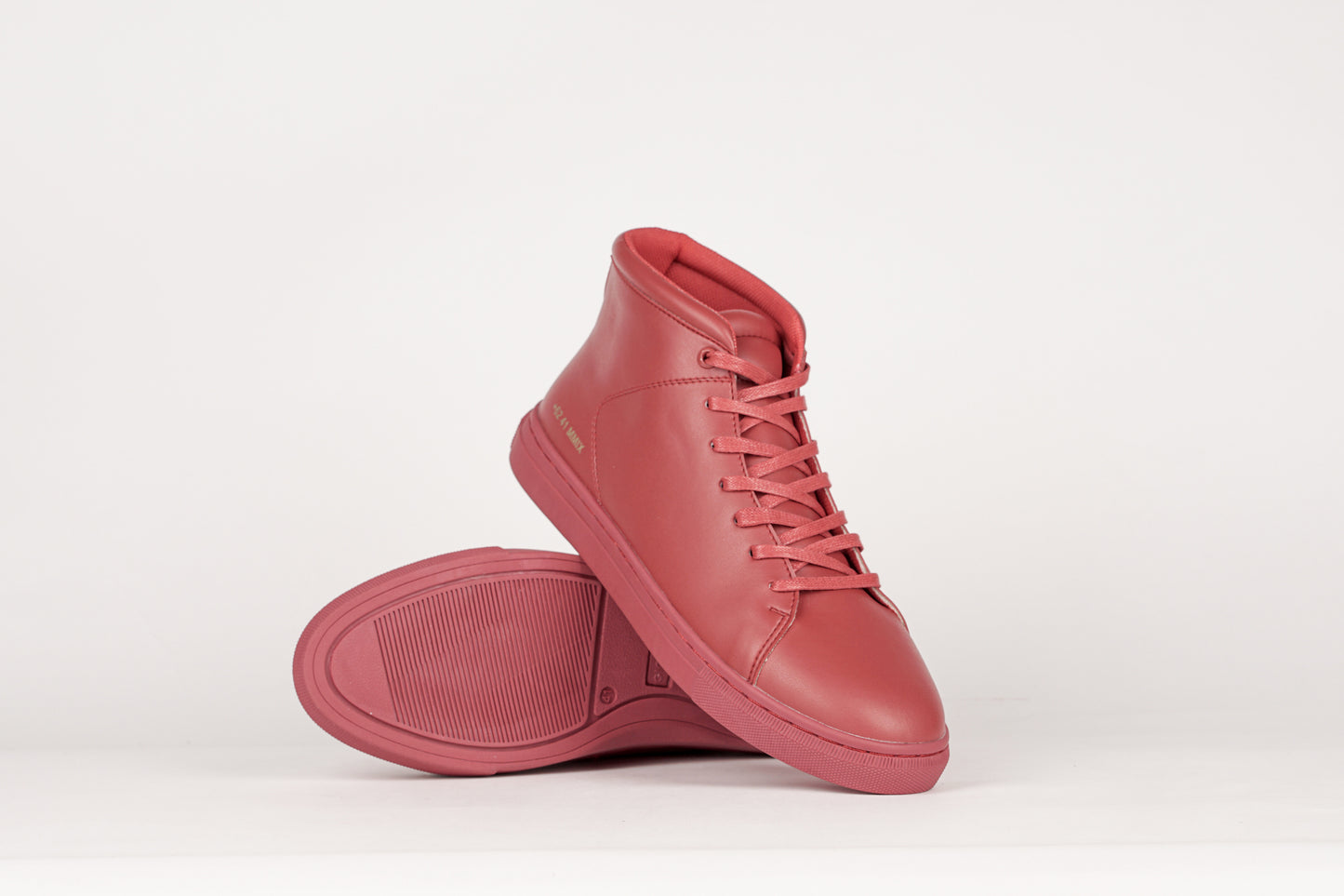 MAH-01 | TRIPLE RED | MEN - Gio Cardin