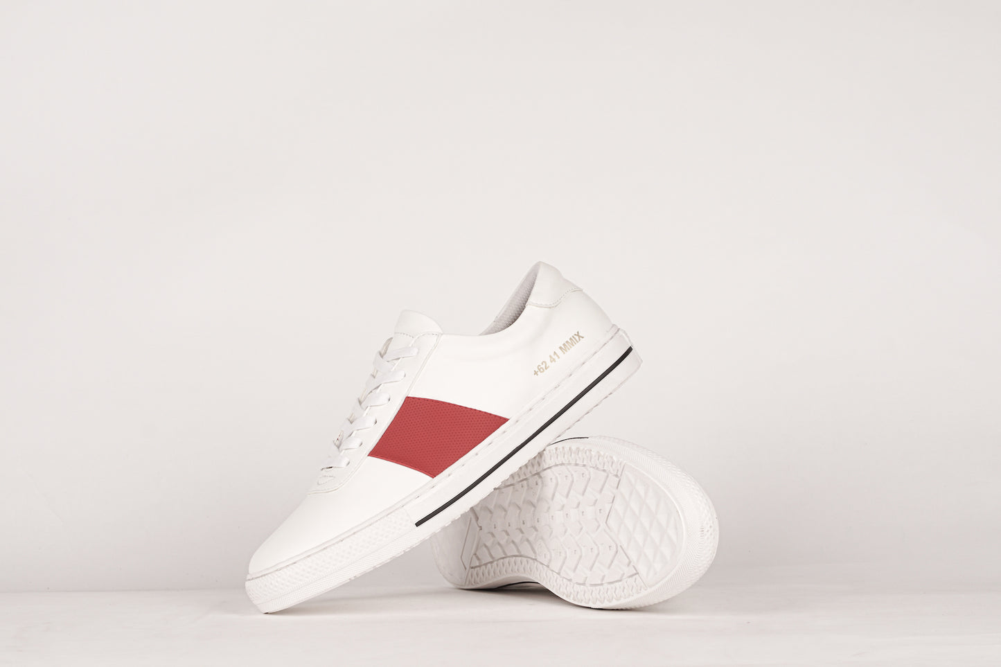 LAV-07 | WHITE / RED | MEN - Gio Cardin