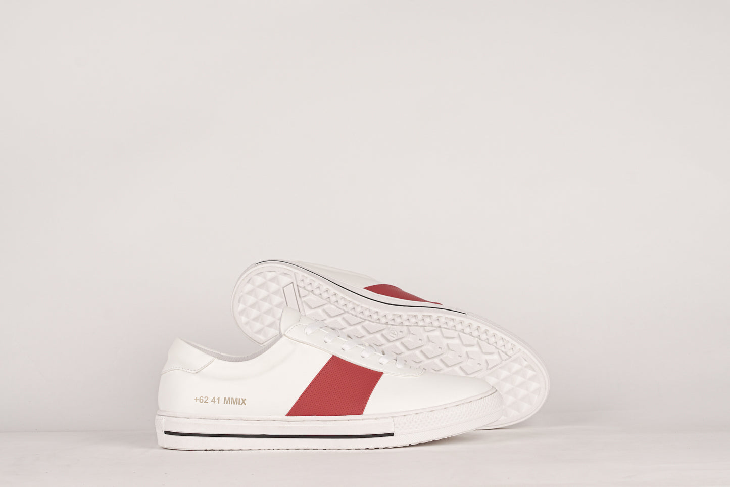 LAV-07 | WHITE / RED | MEN - Gio Cardin
