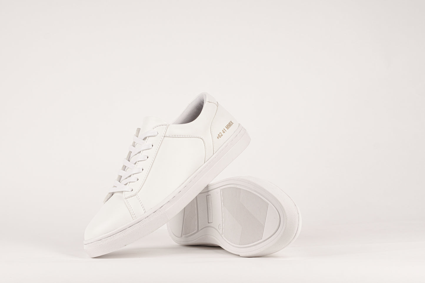 LAH-11 | TRIPLE WHITE | MEN - Gio Cardin