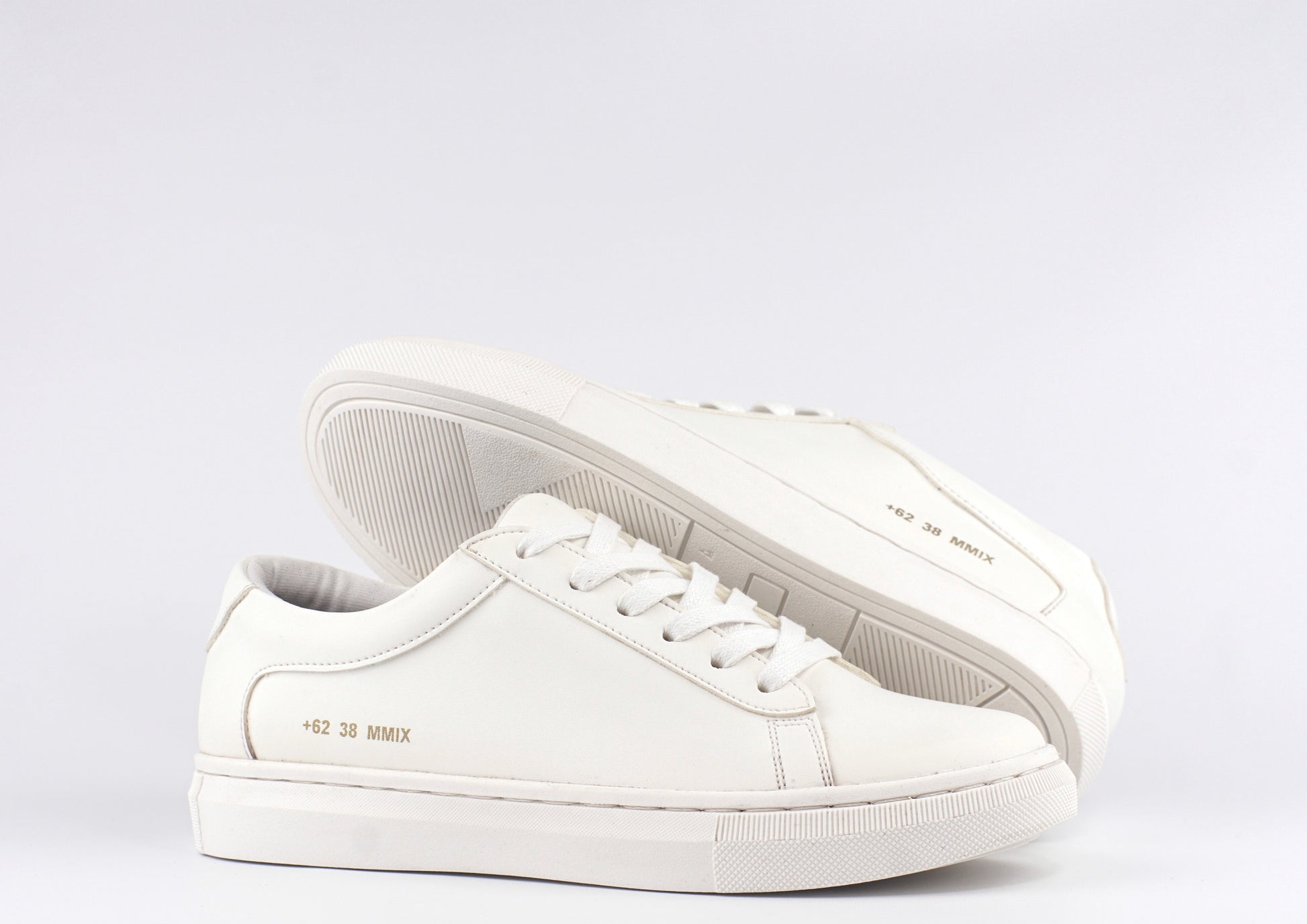 LAH-01 | TRIPLE WHITE | WOMEN - Gio Cardin