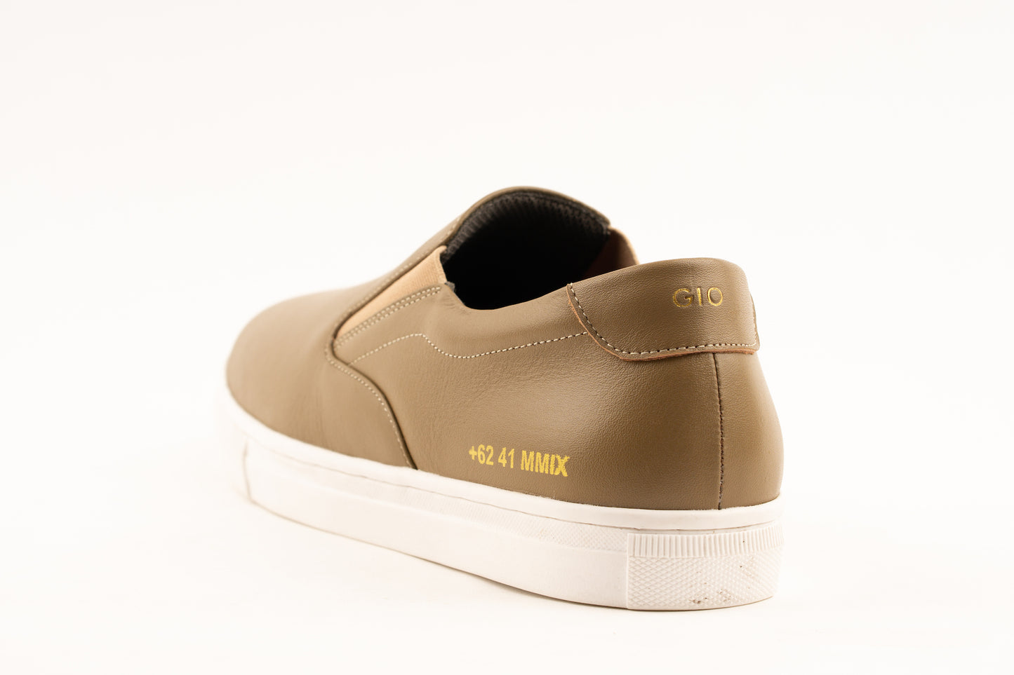 LAH-02 SLIP ON | BROW | MEN - Gio Cardin