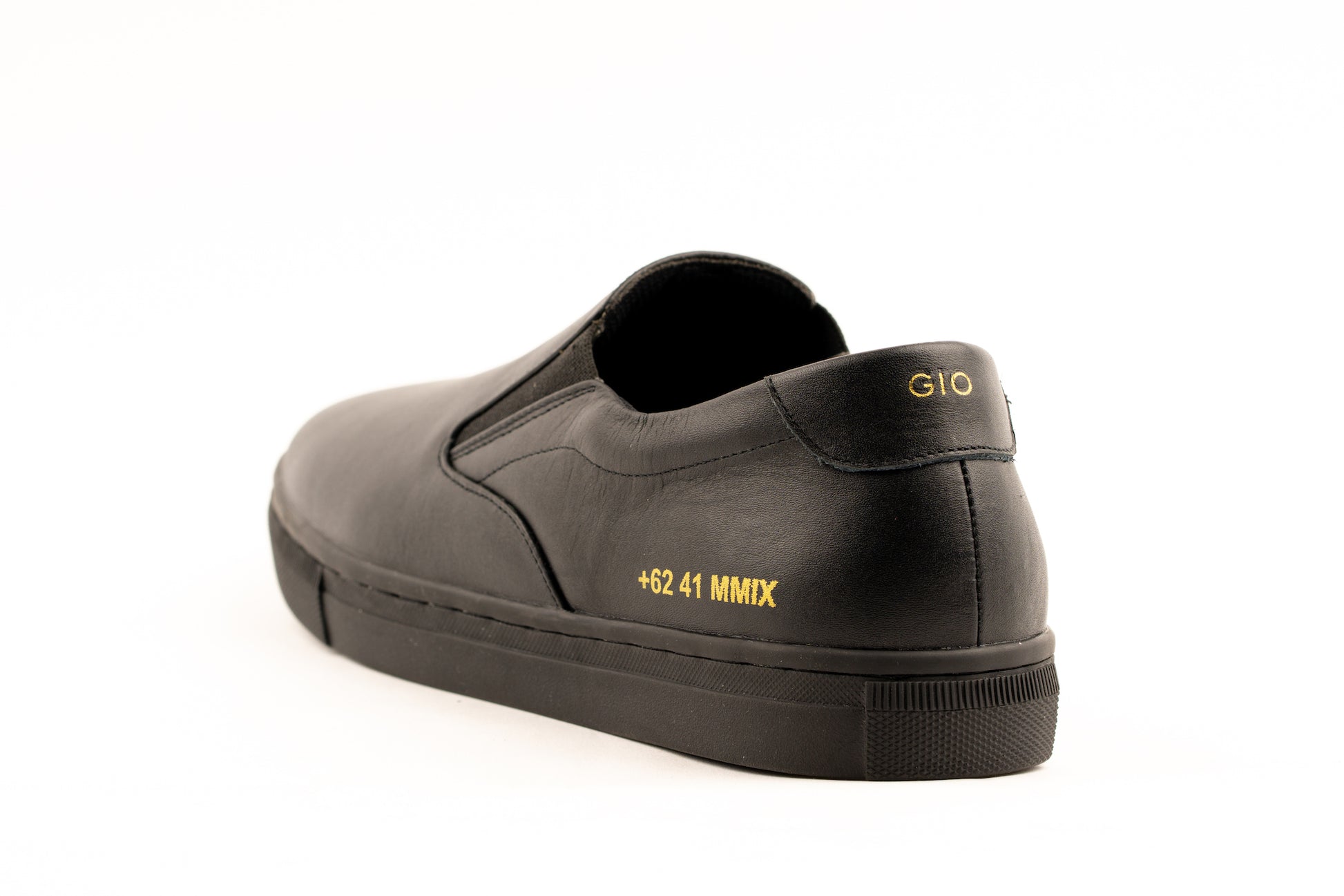 LAH-02 SLIP ON | TRIPLE BLACK | MEN - Gio Cardin