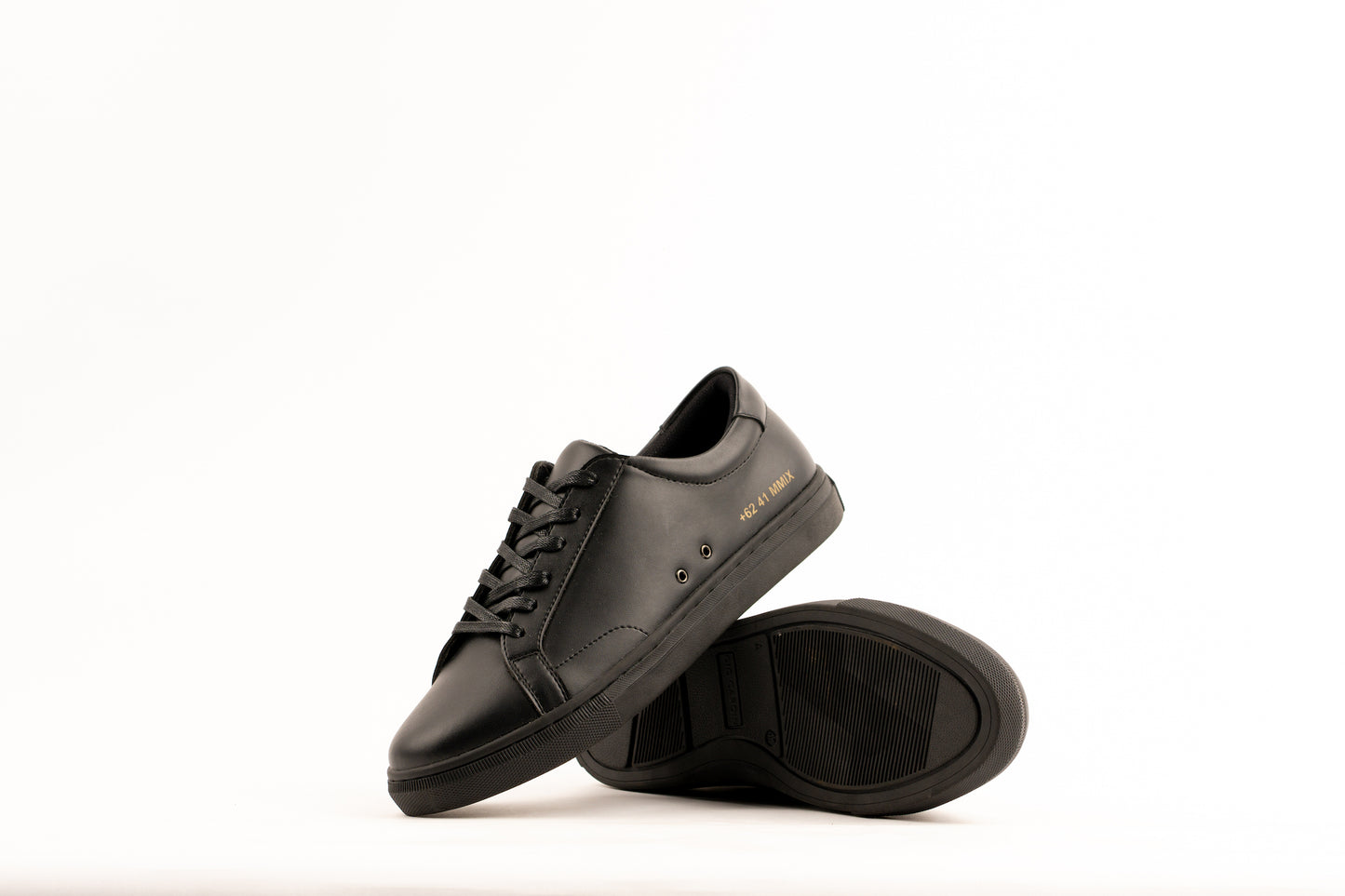 LAH-71 | TRIPLE BLACK | MEN - Gio Cardin