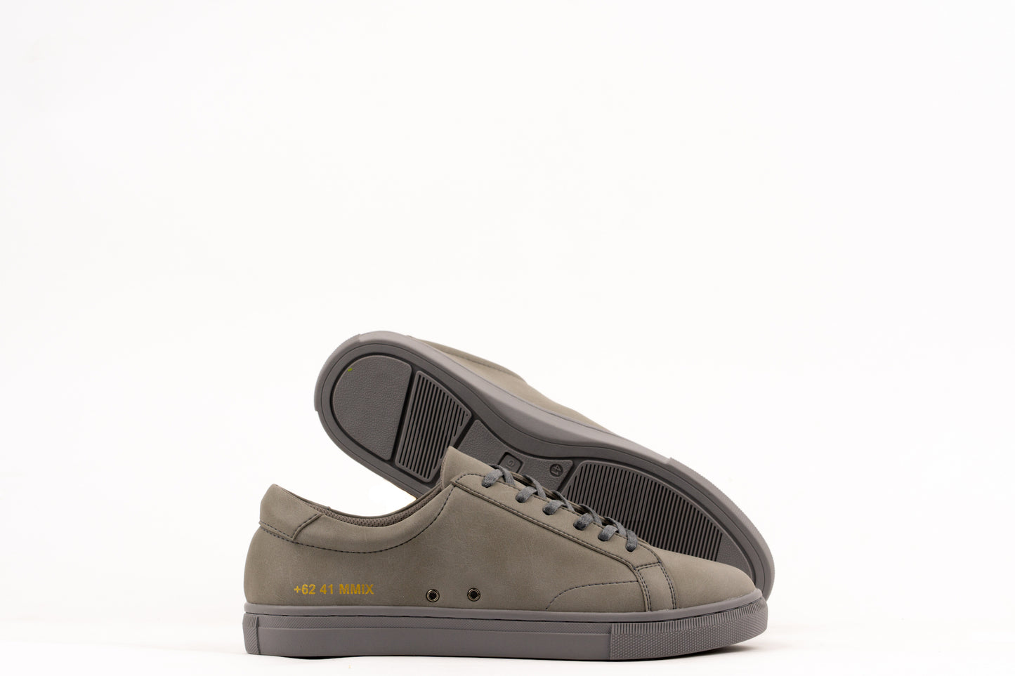 LAH-71 | TRIPLE GREY | MEN - Gio Cardin