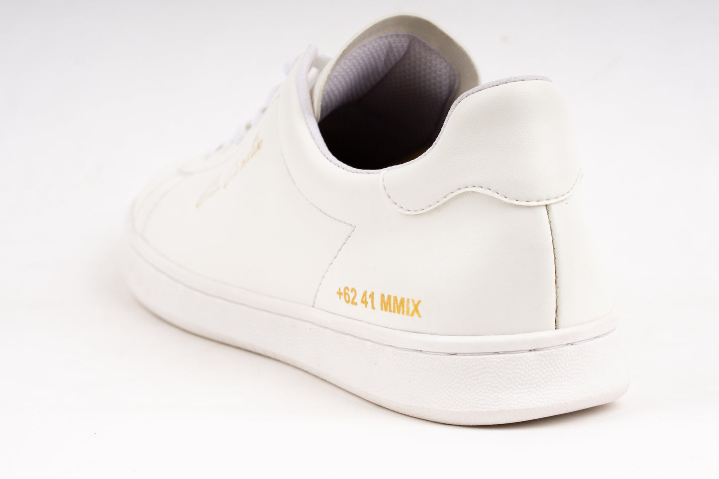 LAA-12 | TRIPLE WHITE | MEN - Gio Cardin