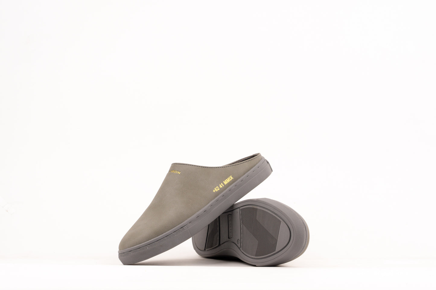 LAH-21 | TRIPLE GREY | MEN - Gio Cardin