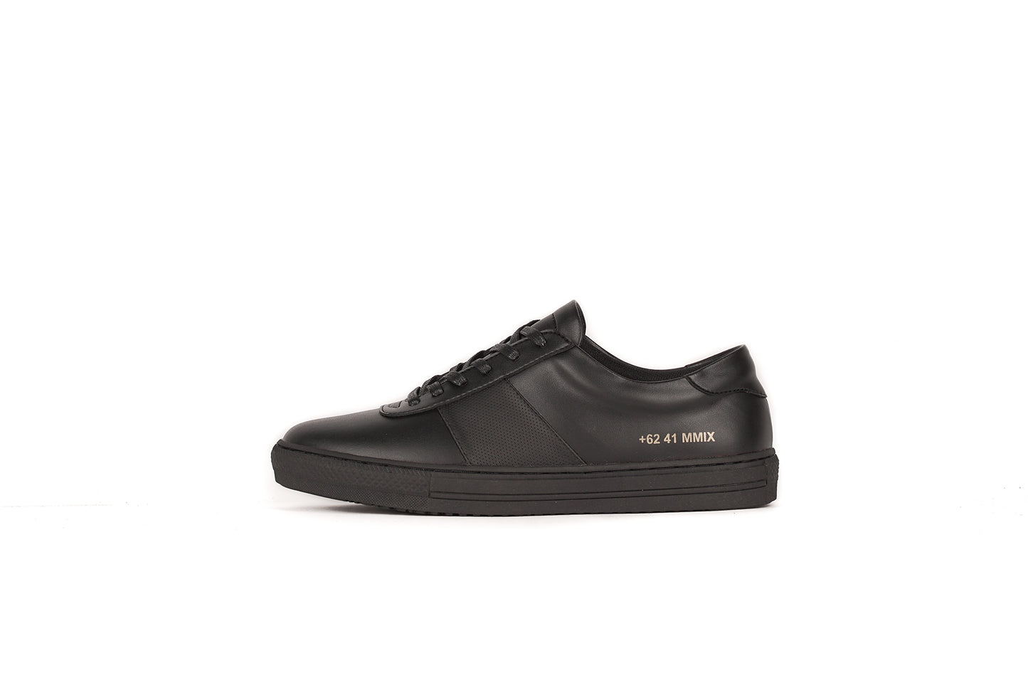 LAV-07 | TRIPLE BLACK | MEN - Gio Cardin