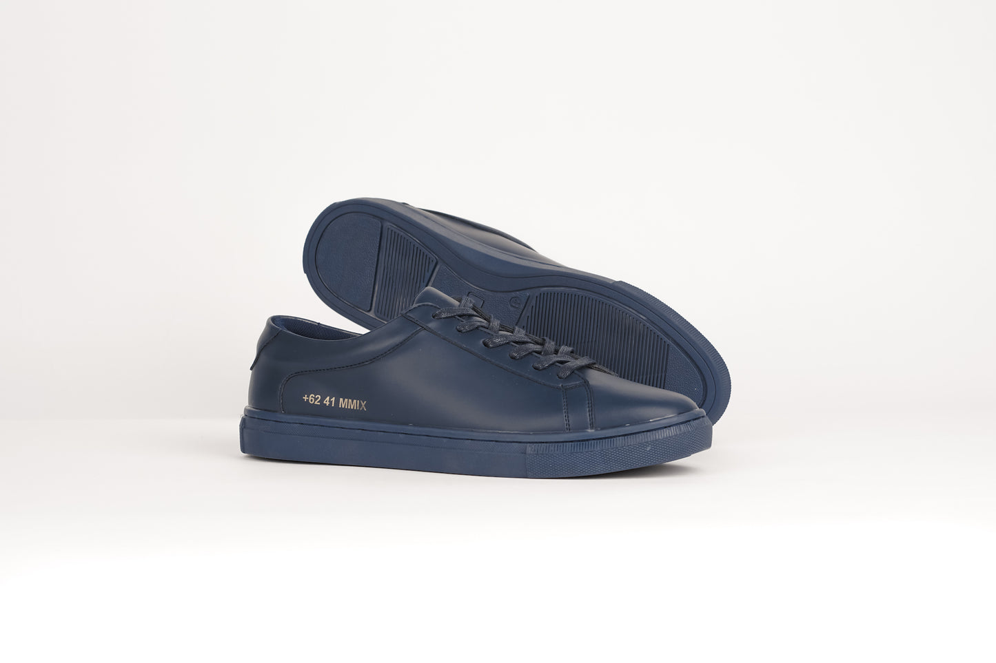 LAH-01 | TRIPLE NAVY | MEN - Gio Cardin